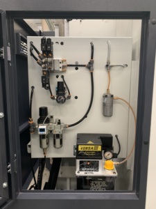 Mini centre d'usinage CNC VMC855 de haute précision Machine <span class=keywords><strong>VMC</strong></span> à cadre vertical unique Prix compétitif à <span class=keywords><strong>Double</strong></span> <span class=keywords><strong>flux</strong></span> automatique - Product Image 2