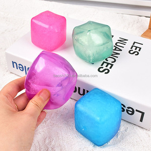 Jouet de décompression en TPR de 5 cm, cube de glace souple et coloré, jouet à presser en forme de glace, sans liquide ni gel, pour enfants - Product Image 4