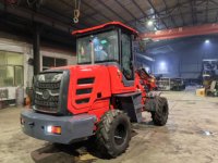 HAIJU 1,5-Tonnen CS915 Teleskop-Kompaktradlader 4WD Drehmomentwandler Optional Fahrsteuerungssystem für Raues Gelände Günstiger Preis
