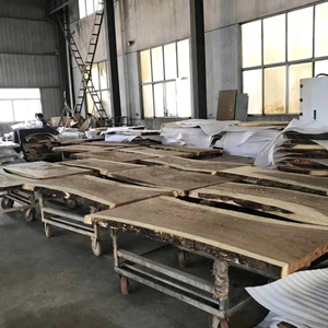 Tavolo di Lusso in Legno di <span class=keywords><strong>Noce</strong></span> Sudamericano con Design Speciale e Lastra Grezza - Product Image 3