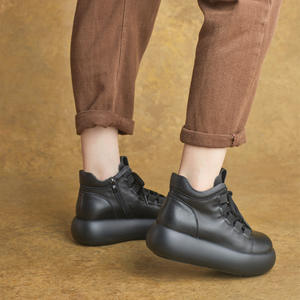 Chaussures de sport en cuir de vachette faites à la main, style britannique, automne-hiver, nouvelle collection, semelle souple, bottines rétro pour femmes - Product Image 4