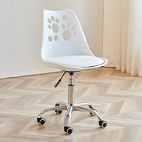 Chaise ergonomique moderne de style nordique, chaise d'ordinateur en plastique avec pieds en métal, chaises de barbier pour le bureau et la maison