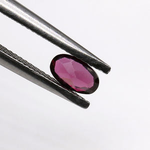 高品質ブラジル産紫ガーネットオーバルシェイプダイヤモンドカット天然A+品質ルースジェムストーン紫ガーネット3*5mmサイズ - Product Image 2