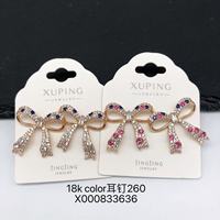 Boucles d'oreilles clous tendance pour femmes XUPING Jewelry Jingjing, motif fleur, nœud papillon, pierres colorées, vente en gros