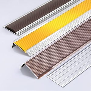 Profilé de nez de marche antidérapant en alliage d'aluminium pour usage commercial, protection de bordure de marche sécurisée, rénovation d'escalier, moulure de finition pour nez de marche - Product Image 5