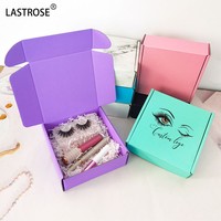 Boîtes en carton imprimées en gros pour l'expédition de vêtements, boîtes postales en papier, boîtes d'expédition en carton avec logo personnalisé