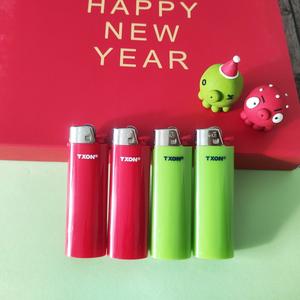 Encendedor de Gas de Plástico Desechable con Logotipo y Diseño Personalizados, Fábrica OME con 30 Años de Experiencia para Cigarrillos y Fumar - Product Image 4