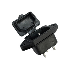 Connettore C14 industriale <span class=keywords><strong>con</strong></span> cappello impermeabile regolabile <span class=keywords><strong>spina</strong></span> maschio 10/15 una Mini <span class=keywords><strong>presa</strong></span> di potenza Iec 250V - Product Image 5