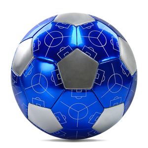 Balón de fútbol de cuero PU brillante, tamaño 5, Fútbol duradero con unión térmica para partidos de entrenamiento al aire libre y deportes escolares - Product Image 1