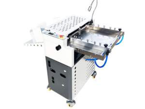 Máquina automática de puntuación de papel, perforadora de hoja de papel, perforadora de papel para cubierta de libro - Product Image 2