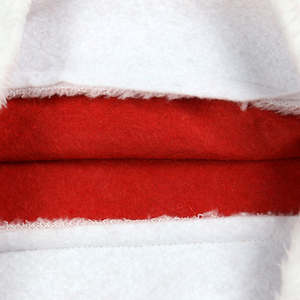 Chapeau de Noël en flanelle écologique de haute qualité, estampé or, avec impression de Père Noël, d'étoiles et de flocons de neige - Product Image 6