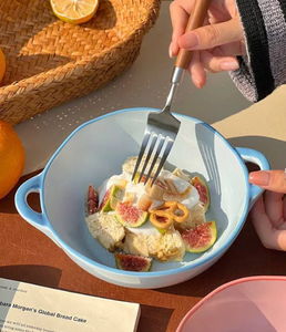 Bol à double anse en céramique avec bordure, design moderne et minimaliste, idéal <span class=keywords><strong>pour</strong></span> la rentrée scolaire, les pique-niques, la vaisselle, la <span class=keywords><strong>salade</strong></span>, le riz, les nouilles instantanées - Product Image 2