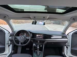 2022 la più venduta Volkswagen Bora 1.4t berlina a benzina auto usate con prezzo più conveniente - Product Image 5