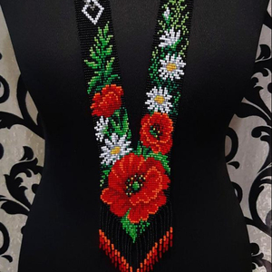 Collar de cuentas hecho a mano con diseño de felicidad - Product Image 1