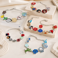 Nuevo Diseño Pulsera de Cadena con Dijes de Mano para Parejas, Estilo Hip-hop, Álbum de Cantante, Oso Kawaii, Bañado en Platino, Joyería de Moda para Hombre y Mujer