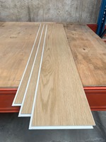Suelo de Plástico SPC, Tipo Encaje, Impermeable, Resistente al Desgaste, Engrosado, Sin Juntas, Nuevo Tipo de Suelo de PVC con Aspecto de Piedra Cristal