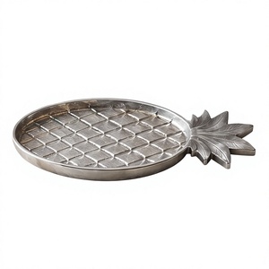 Plateau de service ovale en métal argenté en forme d'ananas de luxe avec poignée en forme de feuille, plat de présentation pour table basse, décoration de salon - Product Image 1