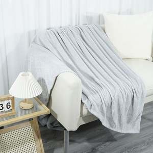 Manta de lana gris claro para sofá y cama, mantas de franela suaves y acogedoras, mantas cálidas de felpa difusa para todas las estaciones - Product Image 3