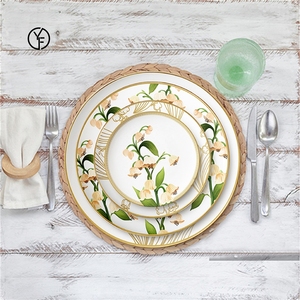 Hot Sale Porcelain <b>Dinner</b> <b>Sets</b> Serving Plate Round Custom Gold Line Flower <b>Dinner</b> Wedding Luxury Fine <b>Bone</b> <b>China</b> Dinnerware <b>Set</b> - Product Image 6
