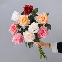 Roses artificielles au toucher réel, tige unique de 65 cm, fleur en soie pour bouquet de mariage, arrangement floral DIY, décoration de la maison, vente en gros