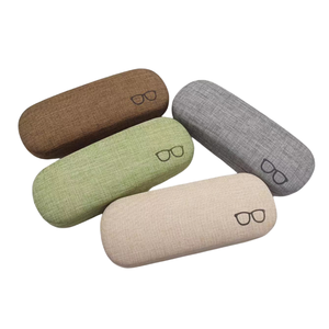 Étui à <span class=keywords><strong>lunettes</strong></span> rigide tendance avec logo personnalisé, étui à <span class=keywords><strong>lunettes</strong></span> <span class=keywords><strong>en</strong></span> <span class=keywords><strong>cuir</strong></span>, étui à <span class=keywords><strong>lunettes</strong></span> de soleil et boîte d'emballage pour <span class=keywords><strong>lunettes</strong></span> - Product Image 2