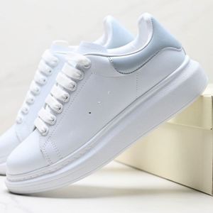 Baskets de marche McQ Original Luxury Designer 2026 – Style Classique, Chaussures Décontractées Tendance pour Femmes et Hommes - Product Image 6
