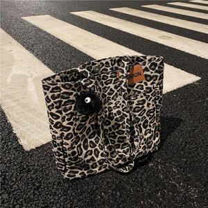 2022 Newest <b>Large</b> Capacity <b>Canvas</b> Handbag Western Leopard Print Fashionable Casual Preppy Shoulder <b>Bag</b> Dual Portable Lady - Product Image 2