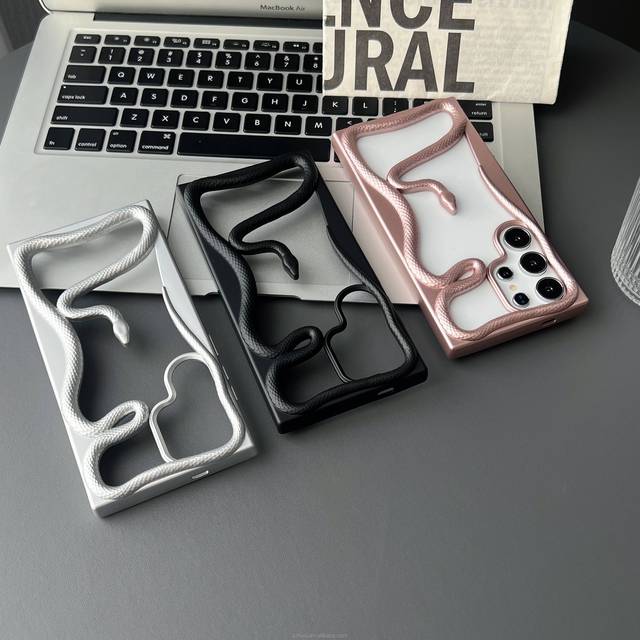 Fashion 3D Snake Pattern Plating Phone Case for S22 S23 S24 S25 Ultra Hollow Slim Shockproof Protective TPU Cover