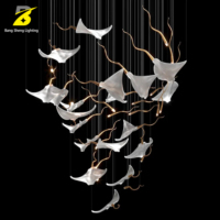 Lustre moderne de luxe en forme de lys Calla, suspension centrale personnalisée en forme de fleur, éclairage LED avec garantie de 5 ans pour hall d'hôtel et salon