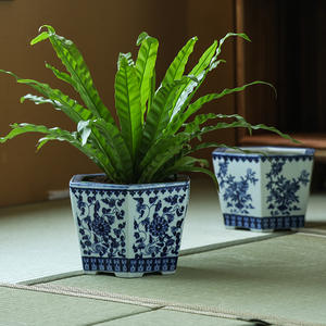 Pot en céramique cuit à haute température peint à la main bleu et blanc pot de jardinière d'orchidée hexagonale porcelaine décor de jardinage chinois - Product Image 4