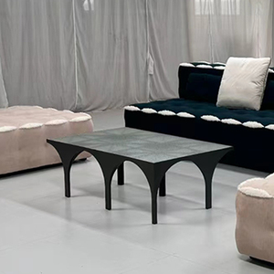 <span class=keywords><strong>Tavolino</strong></span> da Salotto con Gambe in Acciaio Inox Nero, Piano in Vetro Artigianale, Design Unico - Product Image 1