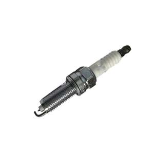 Bougie d'allumage 97098 de haute qualité 18846-10060 pour Hyundai Kia Nissan Ford Volkswagen Audi Elantra Sonata Tucson - Product Image 1