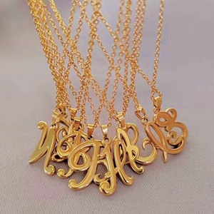 MECYLIFE - Collar con Iniciales de Acero Inoxidable, Joyería <span class=keywords><strong>Antigua</strong></span> Única, Collar con Letras en 3D, Estilo Vintage, Joyería Minimalista para Mujer - Product Image 4