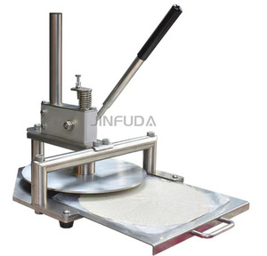 Presse à pâte manuelle multifonction pour crêpes et roti faits à la main - Product Image 2
