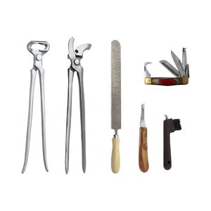 OEM Outils de maréchal-ferrant personnalisés Portefeuille enroulable Ensemble d'instruments de chirurgie vétérinaire réutilisables en acier inoxydable pour la salle des chevaux - Product Image 1