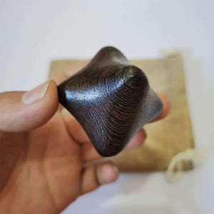 Masajeador de bola de acupuntura de balonmano de madera ala de pollo de Sauce de mar de seda dorada al por mayor para masajeador de rueda de nariz y cuerpo - Product Image 6