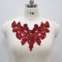 Applique de luxe 3D perlée à coudre avec strass et cristaux pour col et encolure, pour vêtements de mariage, de fête et sacs
