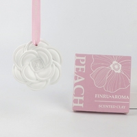 Diffuseur de parfum en porcelaine fait main en forme de fleur, diffuseur d'huiles essentielles à bâtonnets, désodorisant suspendu en céramique parfumée pour voiture et armoire