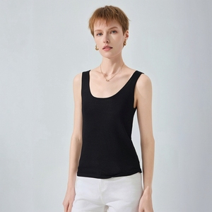 Gilet in Cashmere 100% Lavorato a Maglia, Girocollo Senza Maniche da Donna - Product Image 1