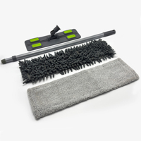 Serpillère plate extensible en gros avec tampon en chenille lavable et remplaçable pour le nettoyage des sols domestiques, hôteliers et commerciaux