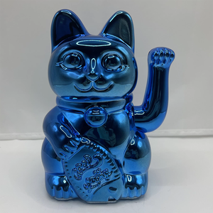แมวกวักนำโชคเคลือบเงินขนาด 15 ซม. รุ่นใหม่ปี 2024 ใช้พลังงานจากแบตเตอรี่ ผลิตจากพลาสติก ดีไซน์ตามหลักฮวงจุ้ย ยี่ห้อ King Need - Product Image 6