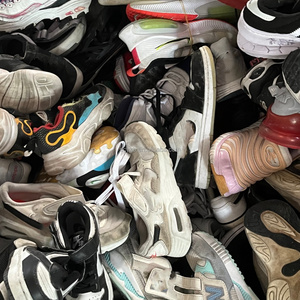 S07รองเท้ามือสองของเด็กอูเคย์2สไตล์ดีไซน์เนอร์มือสองรองเท้าเด็กคละขนาด - Product Image 4