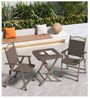 Ensemble table et chaises pliantes portables modernes pour l'extérieur avec structure métallique pour les stands de plage et les marchés nocturnes