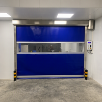Volet roulant électrique latéral moderne en polymère PVC avec composants en acier inoxydable et finition étanche pour atelier intérieur