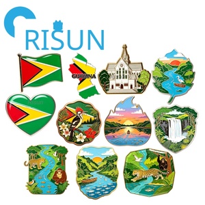 Imán, Broche, Pin de Solapa y Distintivo Personalizado al por Mayor con Mapa de <span class=keywords><strong>la</strong></span> Bandera de <span class=keywords><strong>la</strong></span> Flecha Dorada de Georgetown, Guyana, Recuerdo de Viaje <span class=keywords><strong>Tropical</strong></span>, Regalo - Product Image 1