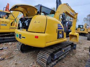 Excavadora de orugas diésel Komatsu PC70 usada de alta calidad, excelentes condiciones de trabajo, el mejor precio de venta, incluido el motor PLC - Product Image 3
