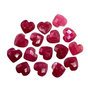 Pierre précieuse en rubis AAA, forme cœur, facettée, 8 mm, sculptée à la main, en vrac, prix de gros, cristal de guérison pour la fabrication de bijoux - Product Image 1