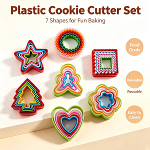 Lot <span class=keywords><strong>de</strong></span> 5 emporte-pièces <span class=keywords><strong>de</strong></span> Noël en plastique emporte-pièces <span class=keywords><strong>de</strong></span> couleur aléatoire pour biscuits et fondant - Product Image 3