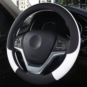 Accessoires Auto 2026 : Housse de Volant en Cuir Tendance pour Voiture, Ajustement Universel - Product Image 1