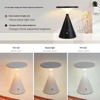 Chambre Moderne Simple Haut de Gamme LED Lampe de Table Tactile Contrôle Sans Fil DC Alimenté Soins Des Yeux Chinois Rouge Veilleuse